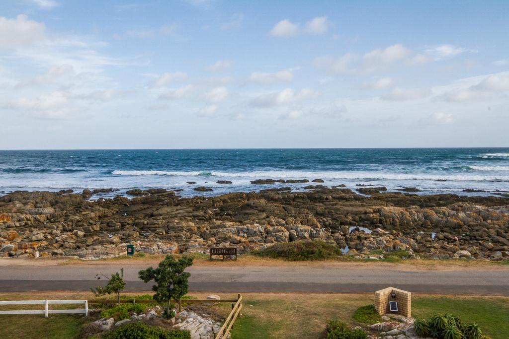 Little Rock Guesthouse Groot-Jongensfontein Dış mekan fotoğraf